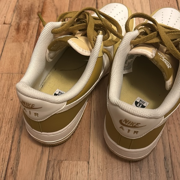 Men’s AF1 size 8.5 - Picture 3 of 5